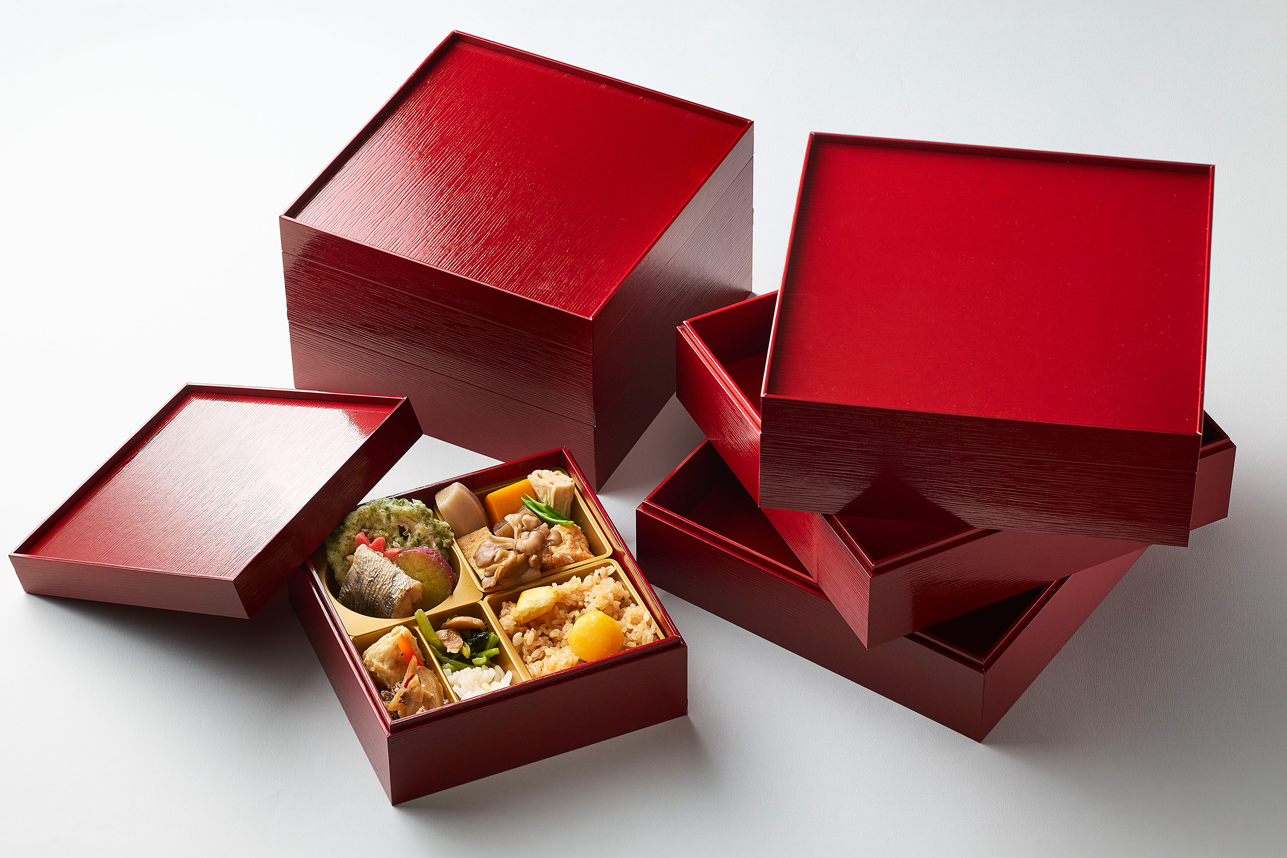 おせち・祝い膳に選ばれる紙重箱7寸1段が、今だけ496円の特別
